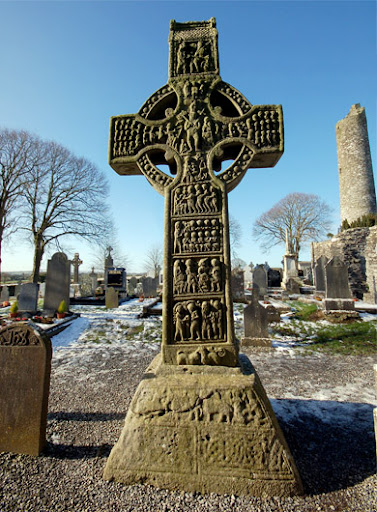  St Muiredach's cross in Monasterboice