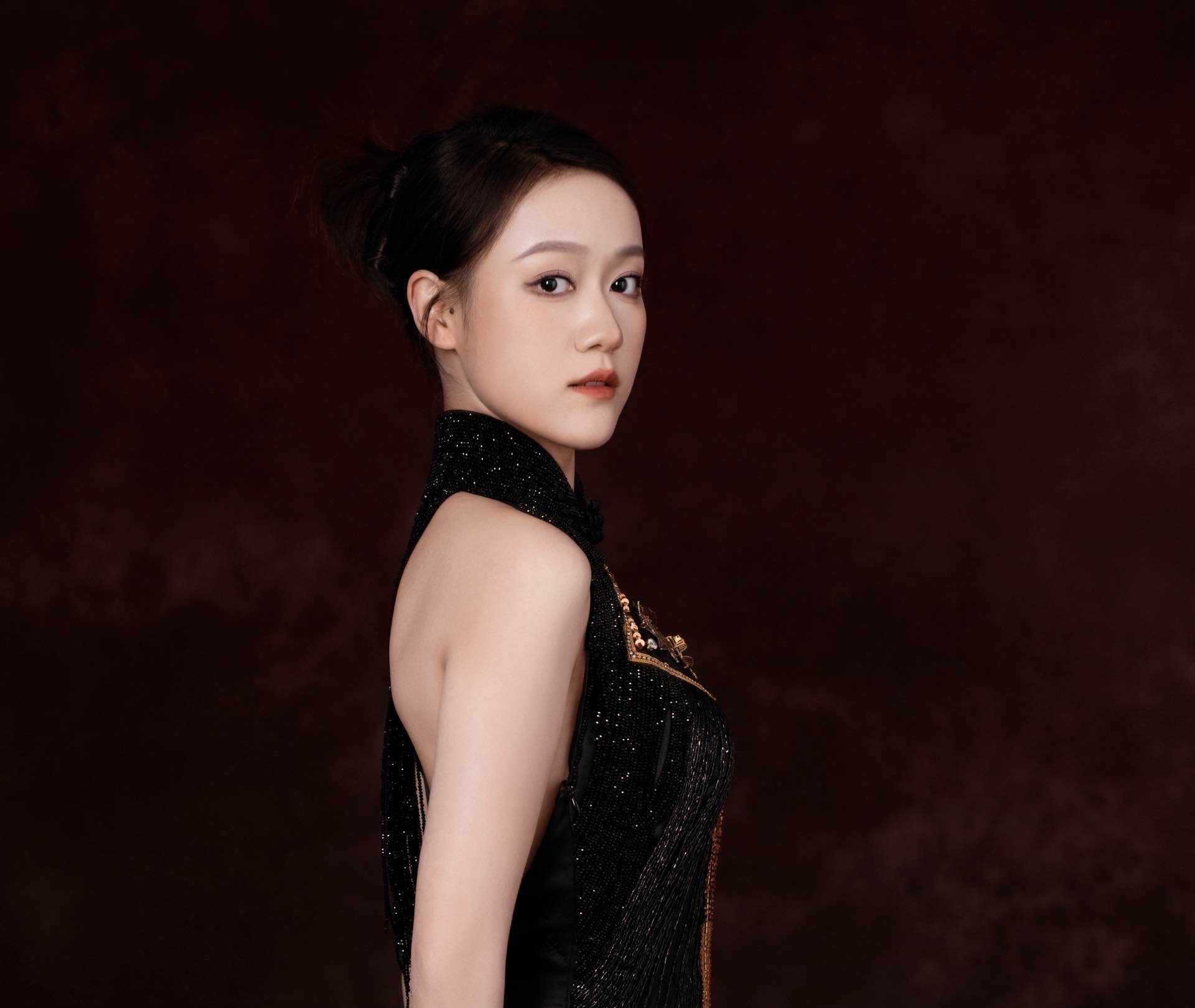 zhimiao_geng_-_photo_cropped.jpg