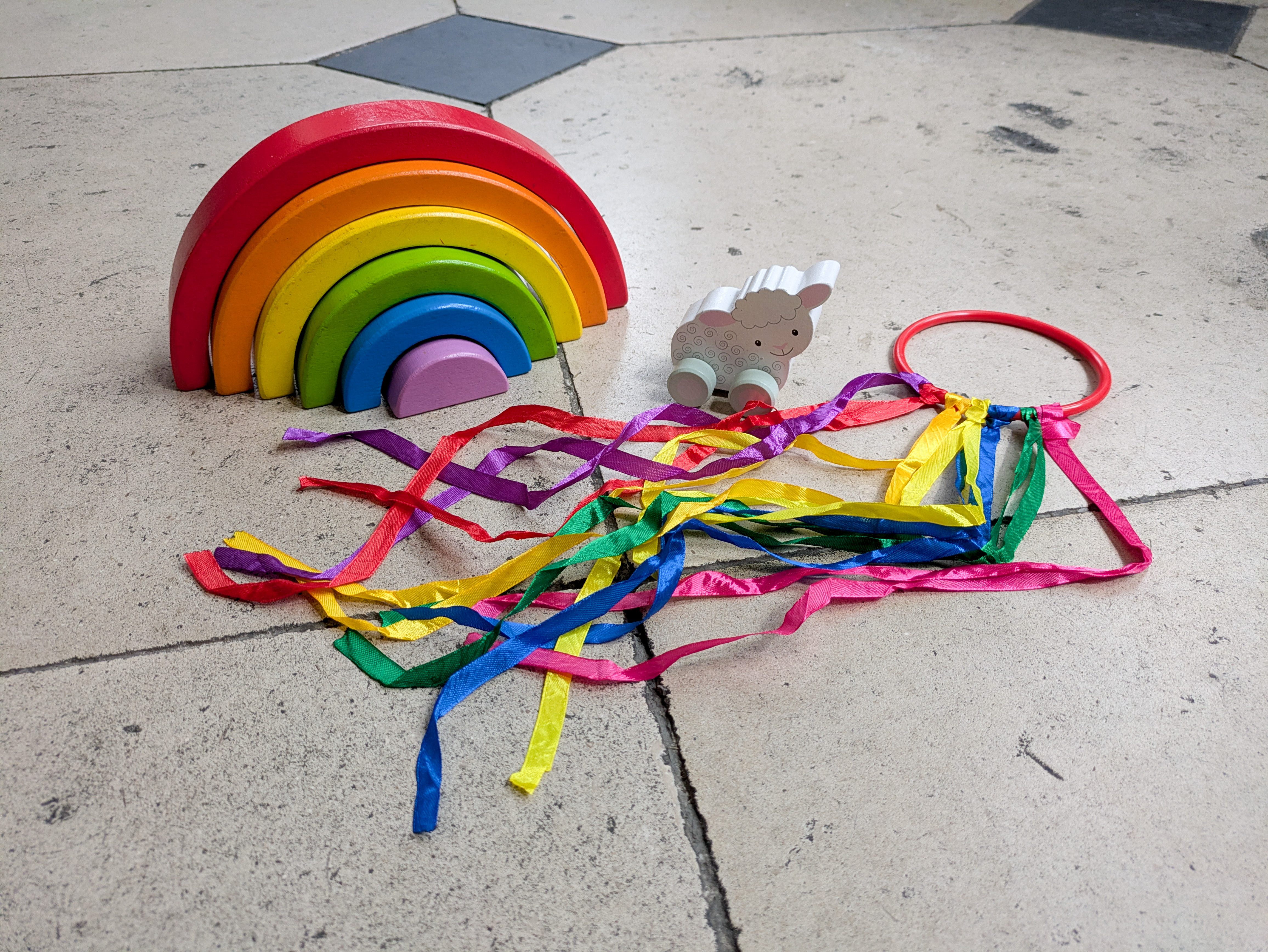toys_in_the_chancel_3.jpg