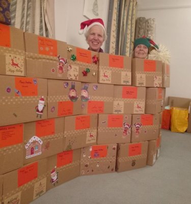 Christmas presents for Afghan refugees